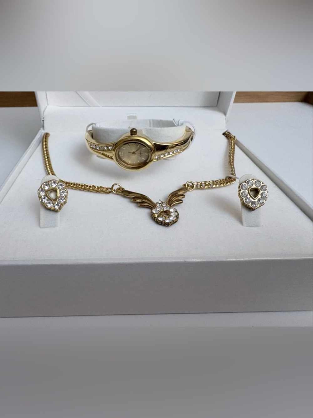 Women's Fashion Jewelry, Watch, Earring and Necklace, (set)